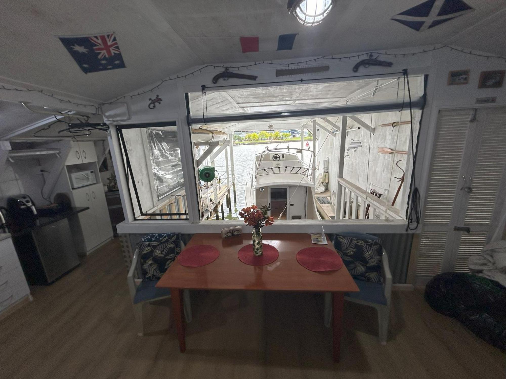 On The Water Boat House Apartment Whangarei Ngoại thất bức ảnh