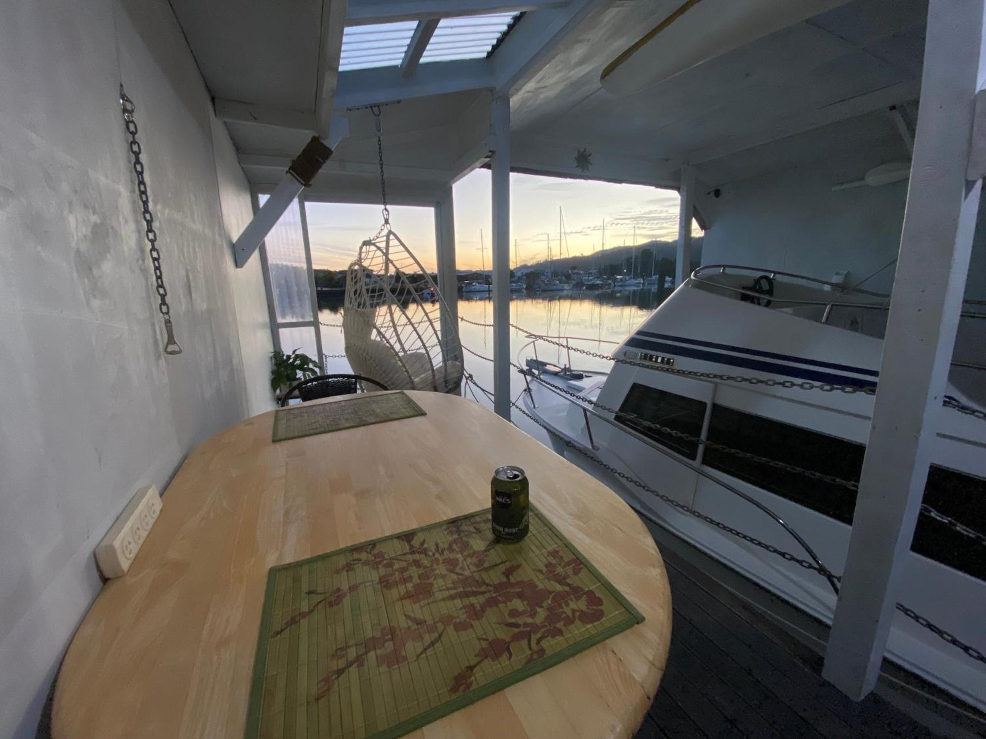 On The Water Boat House Apartment Whangarei Ngoại thất bức ảnh